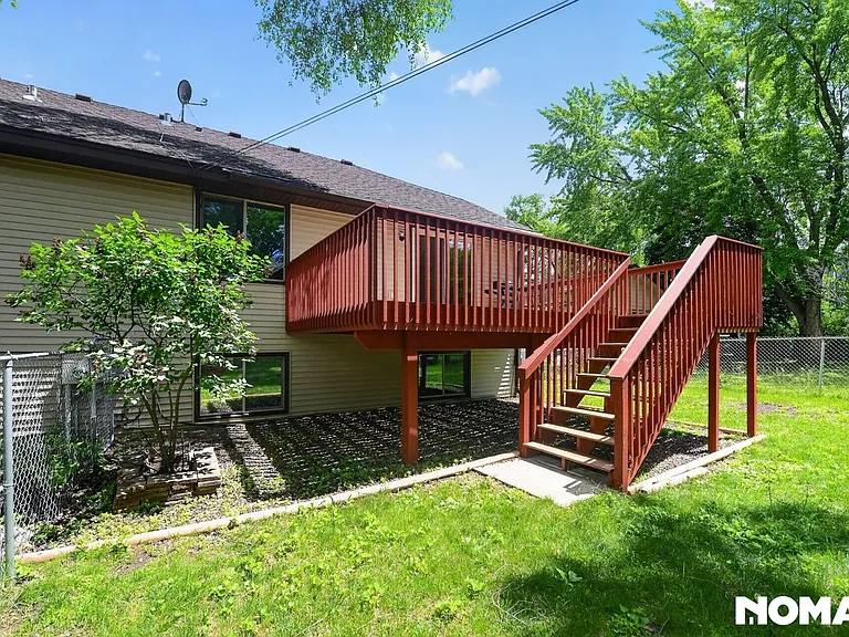 9720 Pleasant Ave S — Photo 19