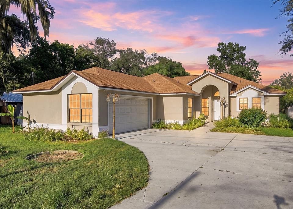 1st image of 207 LIMONA ROAD