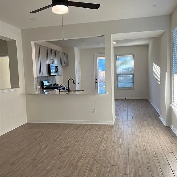 4527 Lally Brook Ct — Photo 5