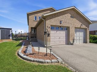 20 Ridgeway Cres, Kitchener, ON N2E3M3
