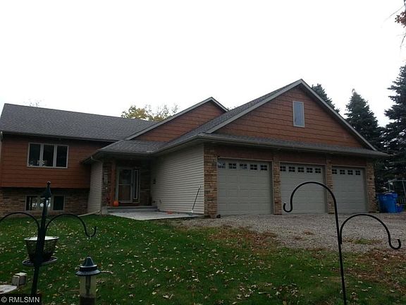2nd image of 31989 Lakeway Dr NE