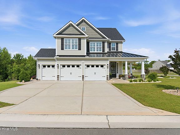 2nd image of 24 W Abaco Way