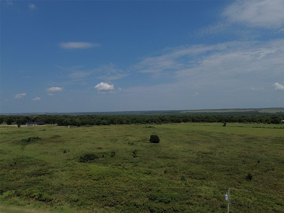 2nd image of 8 County Road 2280