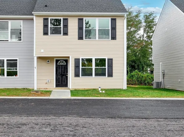 1885 Stoverstown Rd Unit 7, Spring Grove, PA 17362