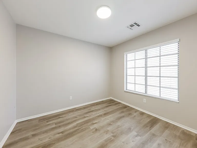 12830 W Via Camille — Photo 14