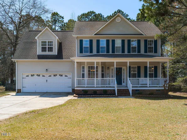 382 Tomahawk Dr, Clayton, NC 27520