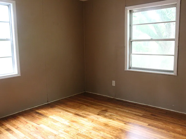 1413 W Highland Ave — Photo 7