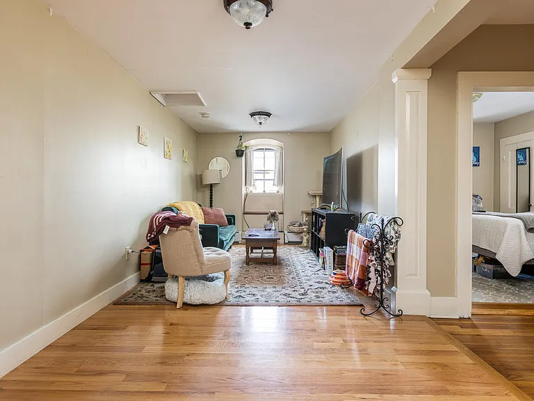 158 Danforth St #9 — Photo 7