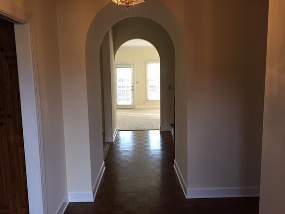 2nd image of 1216 Constitution Dr