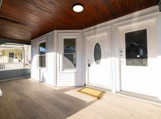16 Hawk St #2A, Schenectady, NY 12307