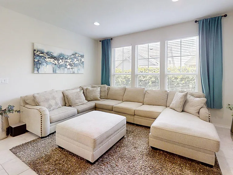 9010 Canopy Bnd — Photo 10