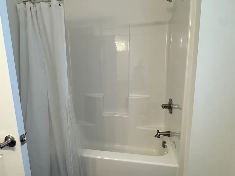 605 Finnegan Way — Photo 9