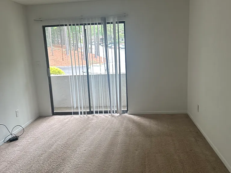 122 Seasons Pkwy — Photo 14