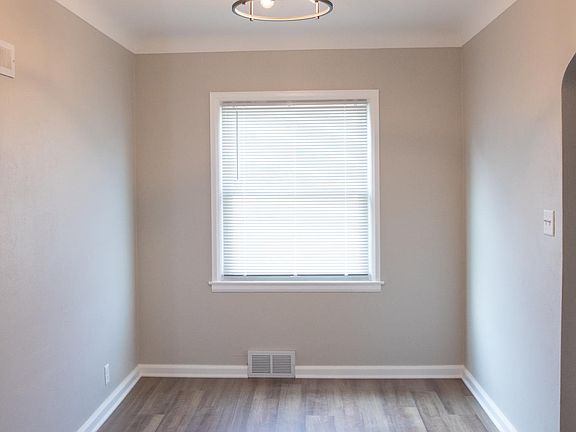 4th image of 316 19th St NW