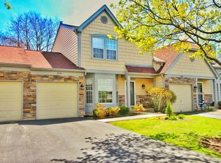 1106 Mystic Ct, Carol Stream, IL 60188