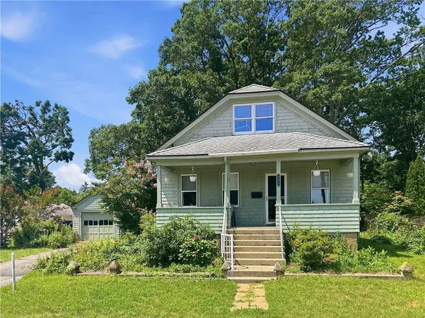 131 Welfare Ave, Warwick, RI 02888