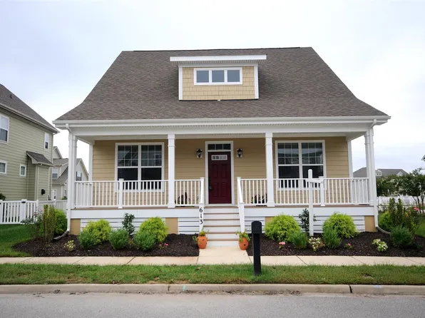 613 Robert Frost Rd, Chesapeake, VA 23323