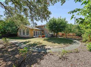 2740 Filbert Dr, Walnut Creek, CA 94598