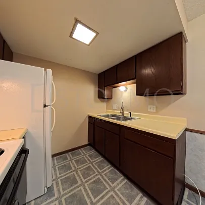 336 2nd Ave NE #6 — Photo 1
