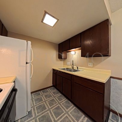 1st image of 336 2nd Ave NE APT 6