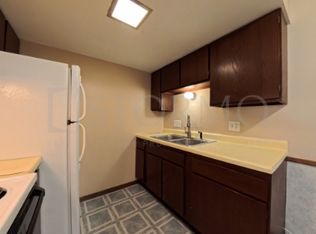 336 2nd Ave NE APT 6, Waite Park, MN 56387