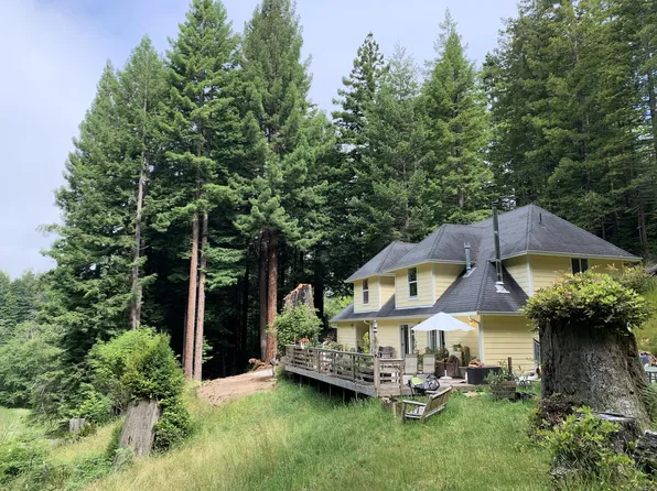 130 Carlson Ln, Eureka, CA 95503