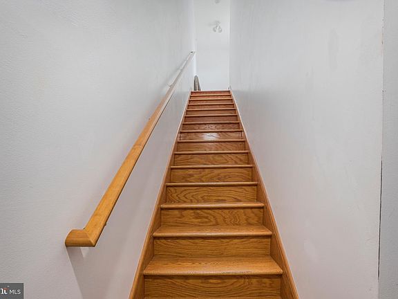 2nd image of 657 N 12th St