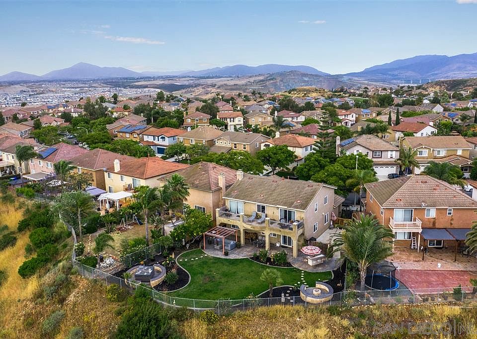 2nd image of 798 Vista San Matias