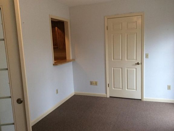 5th image of 6736 Hickory Manor Cir #46