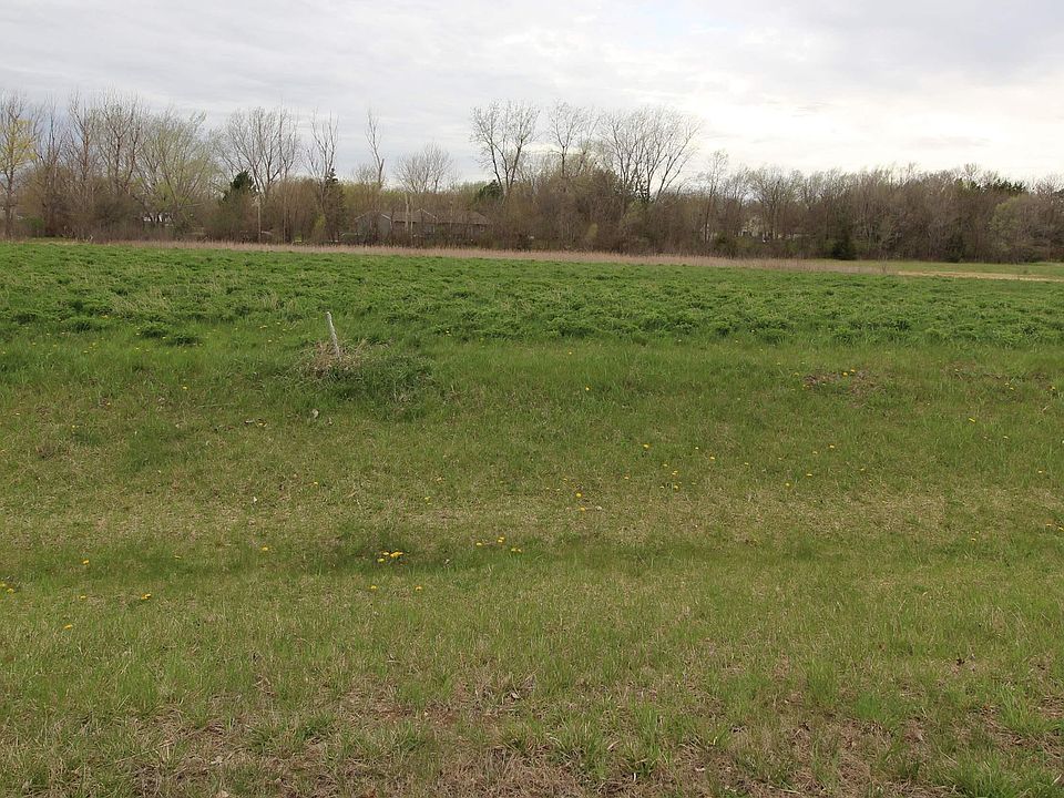 2nd image of Cody Rd