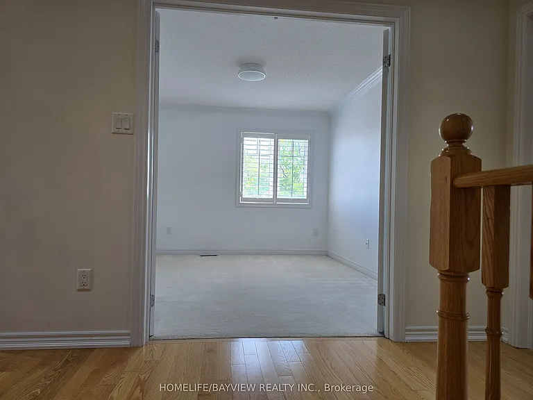 116 Sequin Dr — Photo 15