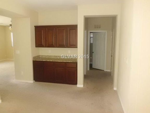 3rd image of 10795 Tremezzo Bay St