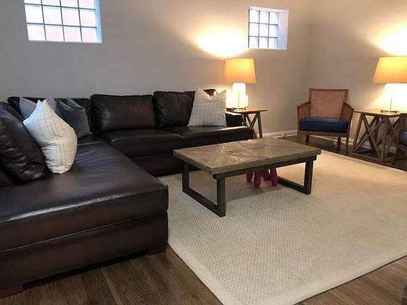 5th image of 7565 Hoover Ave