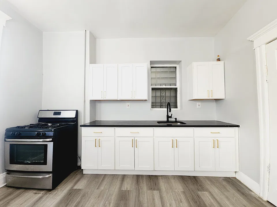 267 Fulton Ave #2