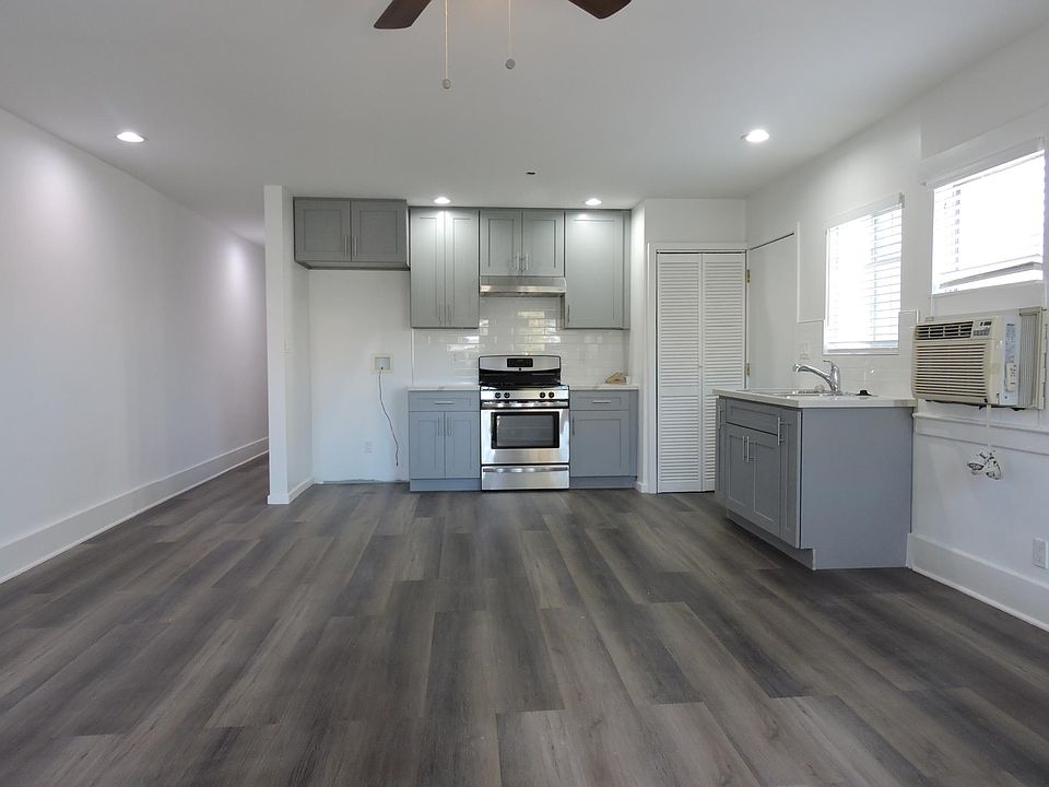 1st image of 560 N Windsor Blvd #560