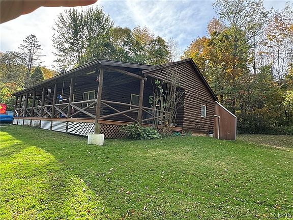 2nd image of 2415 Higby Rd