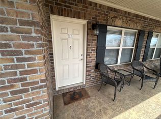 836 W Glenn Ave APT 212, Auburn, AL 36832