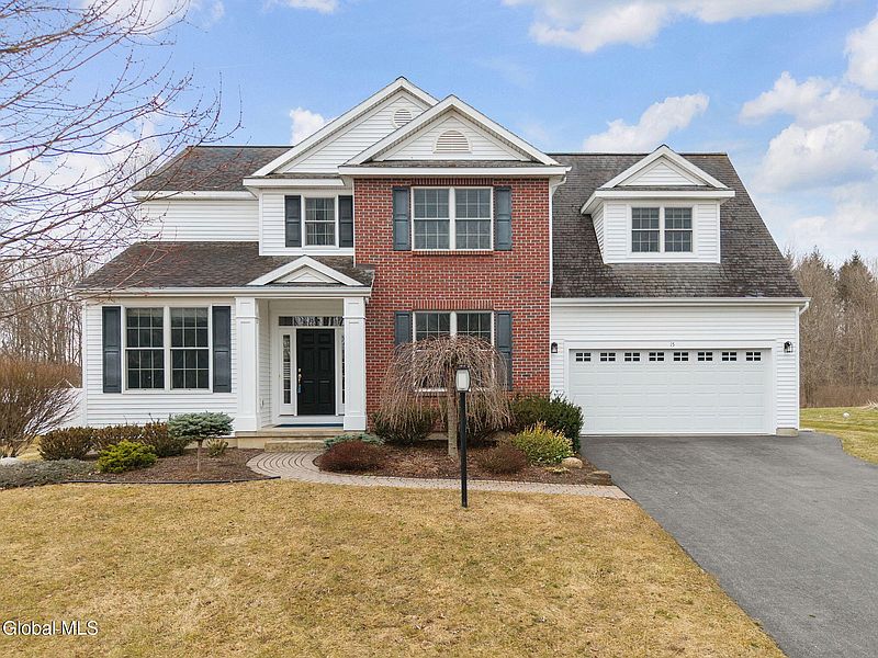 2nd image of 15 Avendale Drive