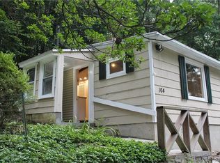 104 East St, Kirkwood, NY 10590