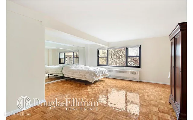 Rented by Douglas Elliman | media 7