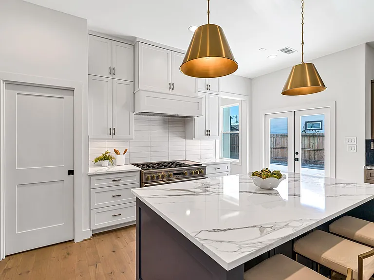 1207 Tabor St — Photo 14
