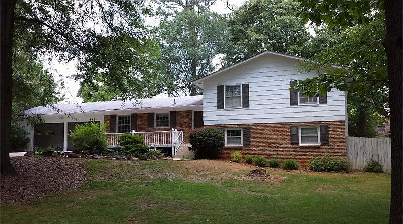 1st image of 445 Concord Ln SE