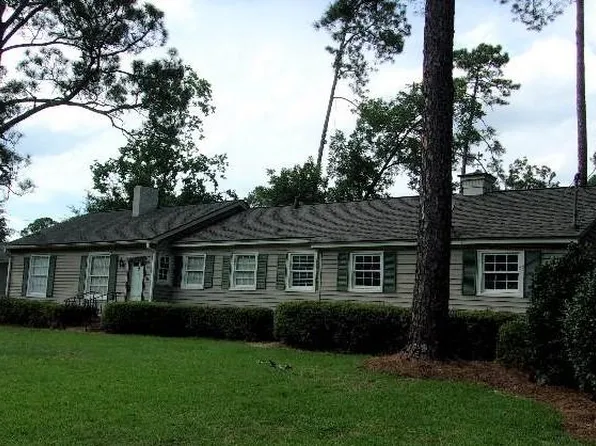 521 Schley St E, Douglas, GA 31533