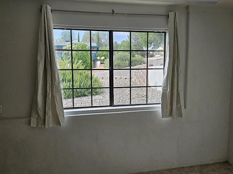 2127 S Cayuse Trl — Photo 36
