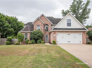 2601 Magnolia Dr, Springdale, AR 72762