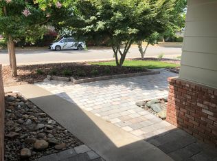 28 Lakewood Way, Chico, CA 95926