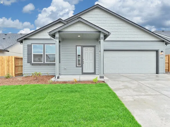 923 Olson Pl, Cottage Grove, OR 97424
