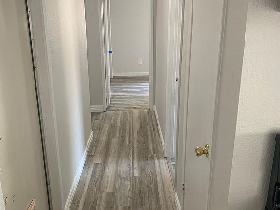 3rd image of 549 W Olive Ct