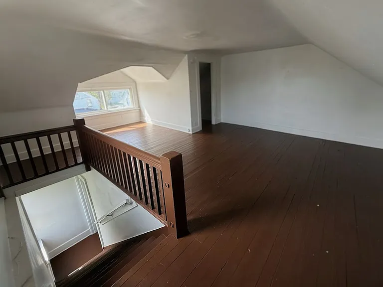 724 S Linden Ave — Photo 14