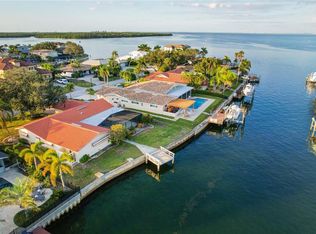 2066 Hawaii Ave NE, Saint Petersburg, FL 33703